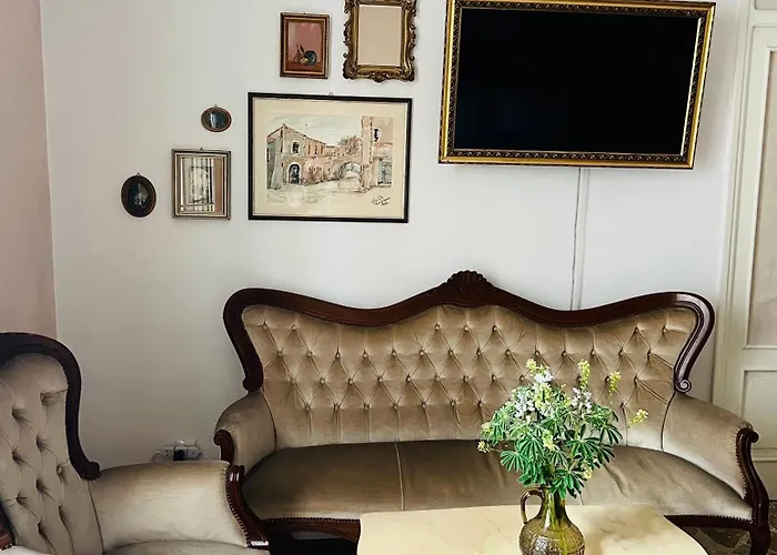 Апартаменты Sarmento Balcony Карини