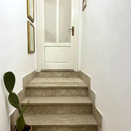Sarmento Balcony *