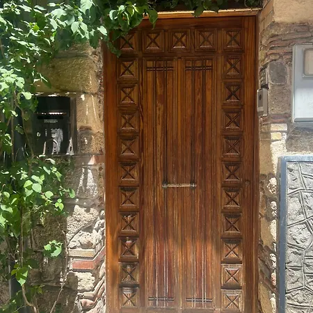 Sarmento Balcony Apartman