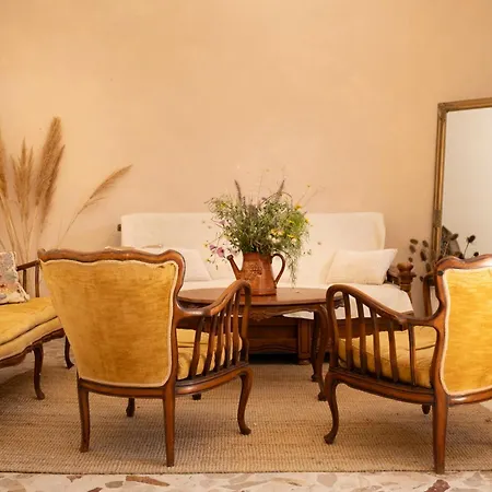 Sarmento Balcony Apartment