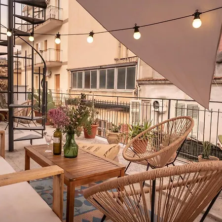 アパート Sarmento Balcony カリーニ